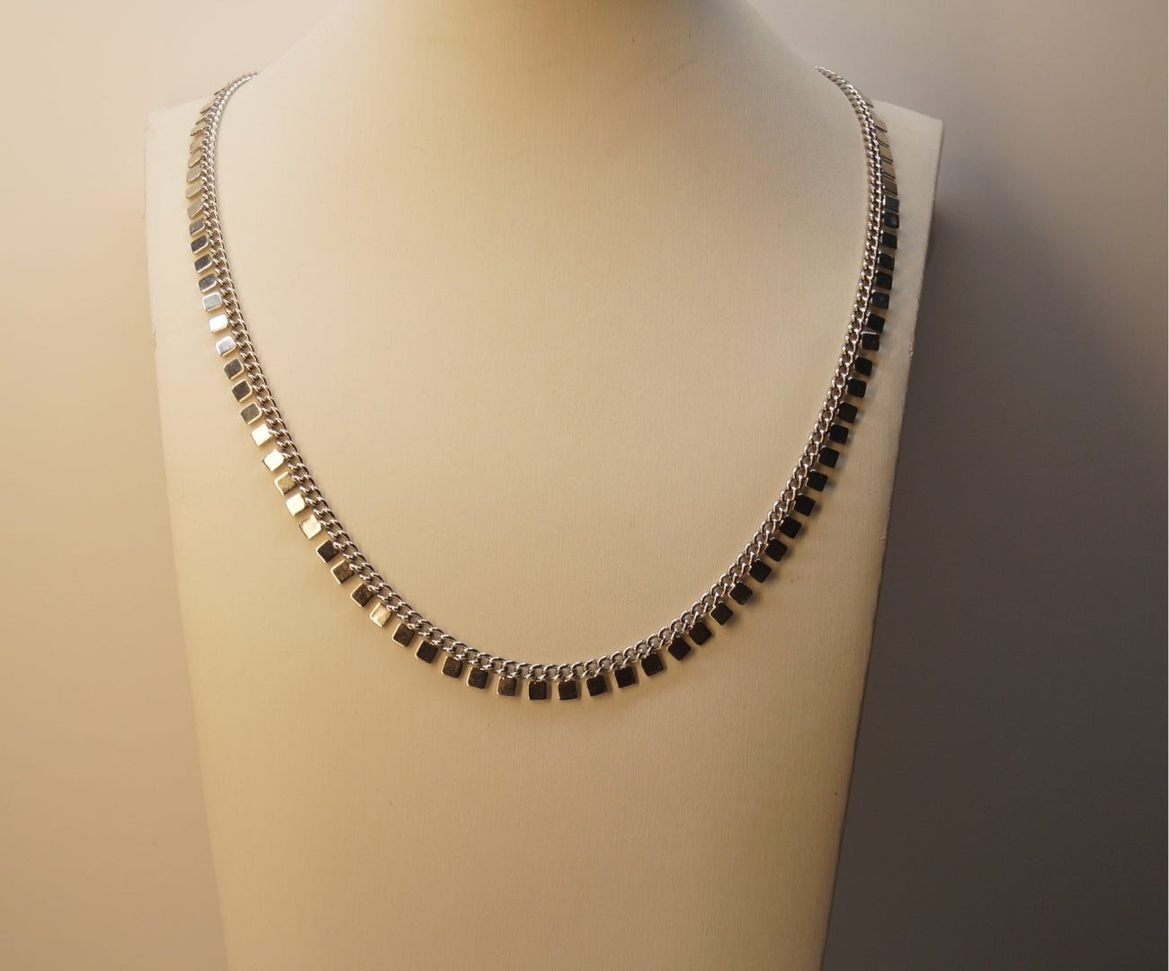 Collar Lila
